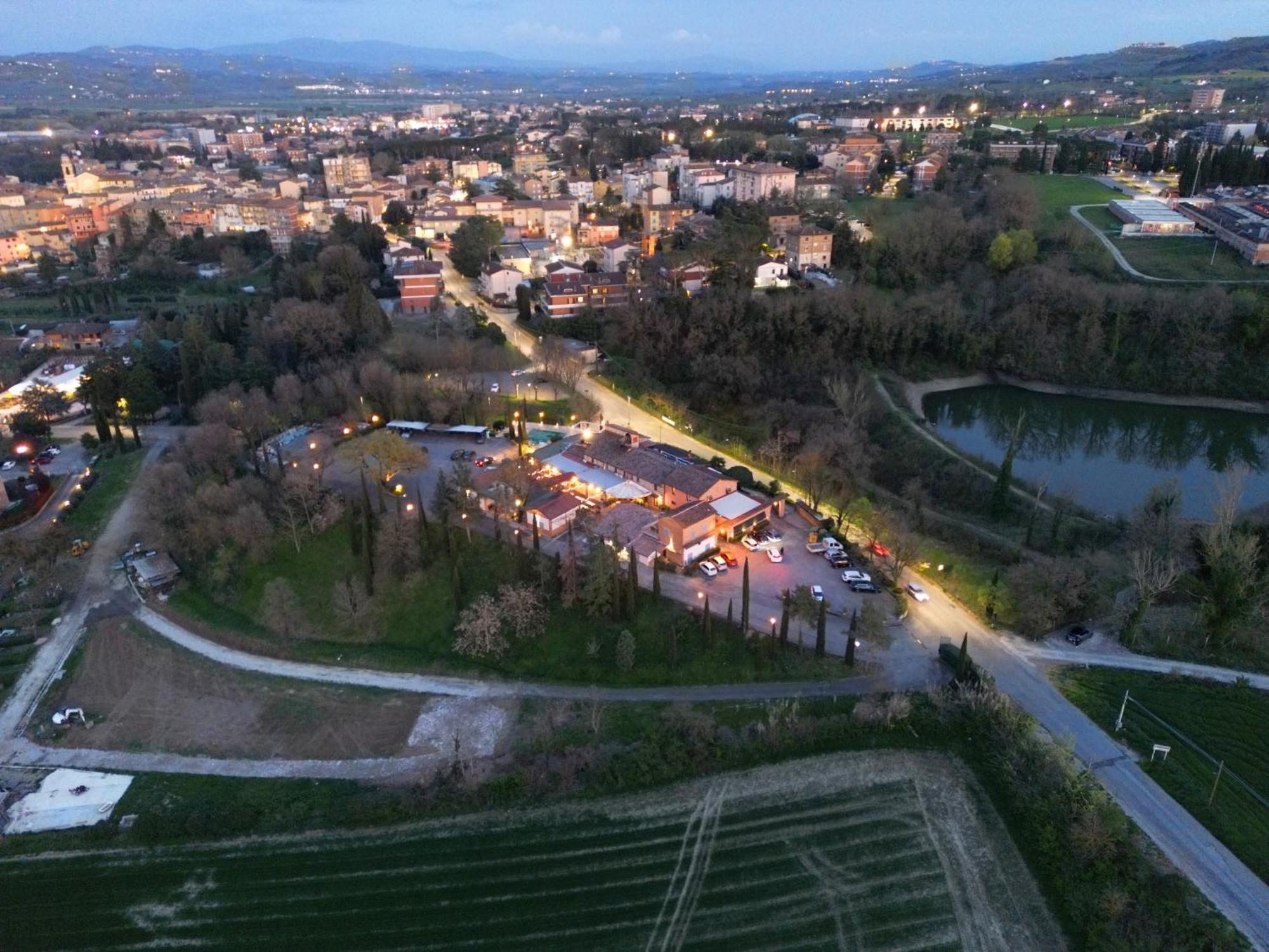 B&B Oasi Villaggio Marsciano Kültér fotó